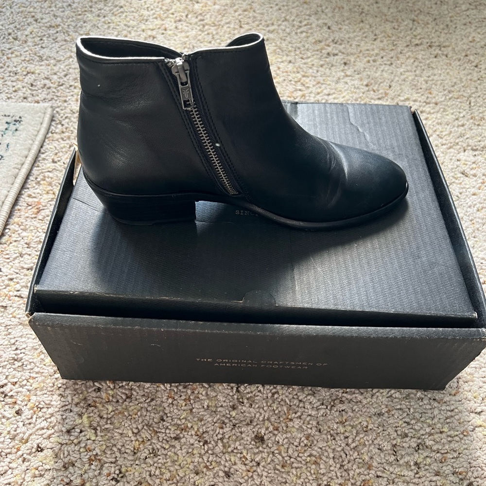 Carson Piping Bootie